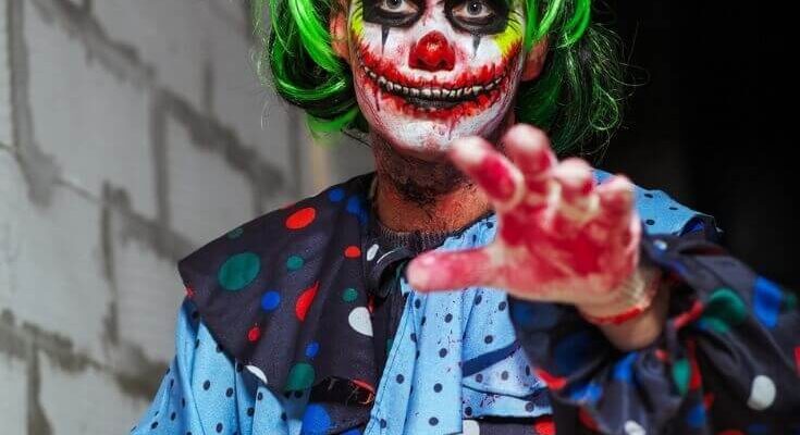 Easy Clown Makeup Ideas For Halloween 2021 featured image