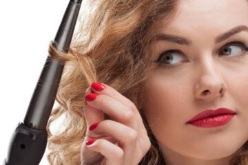 How To Use A Curling Wand for Magical Results featured image