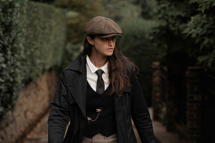 Woman wearing Tweed Hat