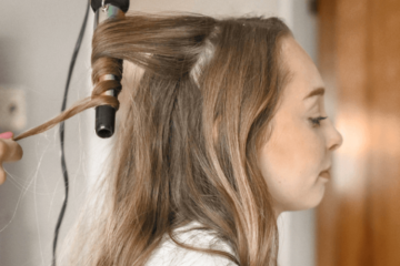 Jaw-Dropping Rotating Curling Irons featured image